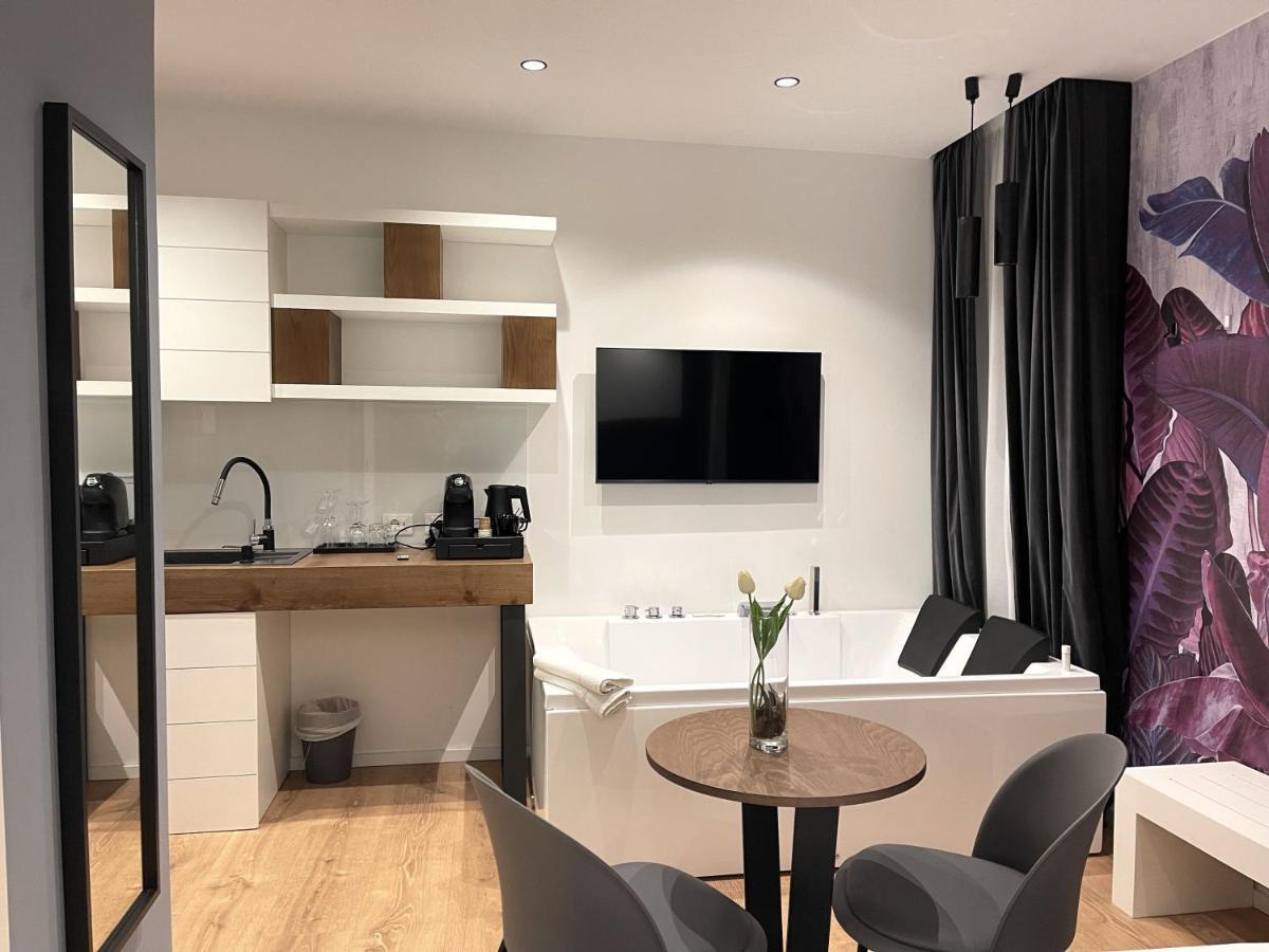 Residenze Chamur- Grattacielo Палермо Екстериор снимка